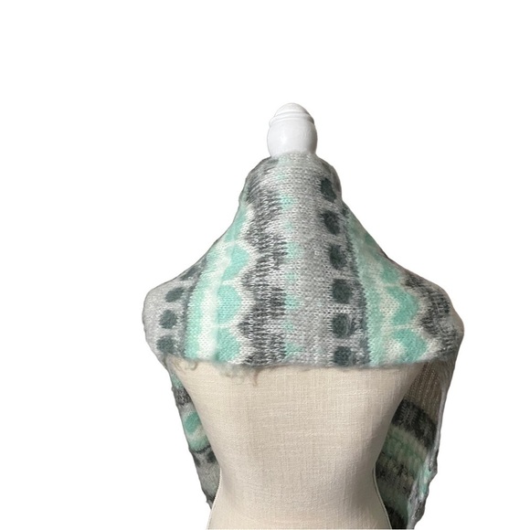 Aeropostale Charcoal Grey Turquoise Blue White Multi-Design Infinity Scarf NWT - Picture 5 of 8